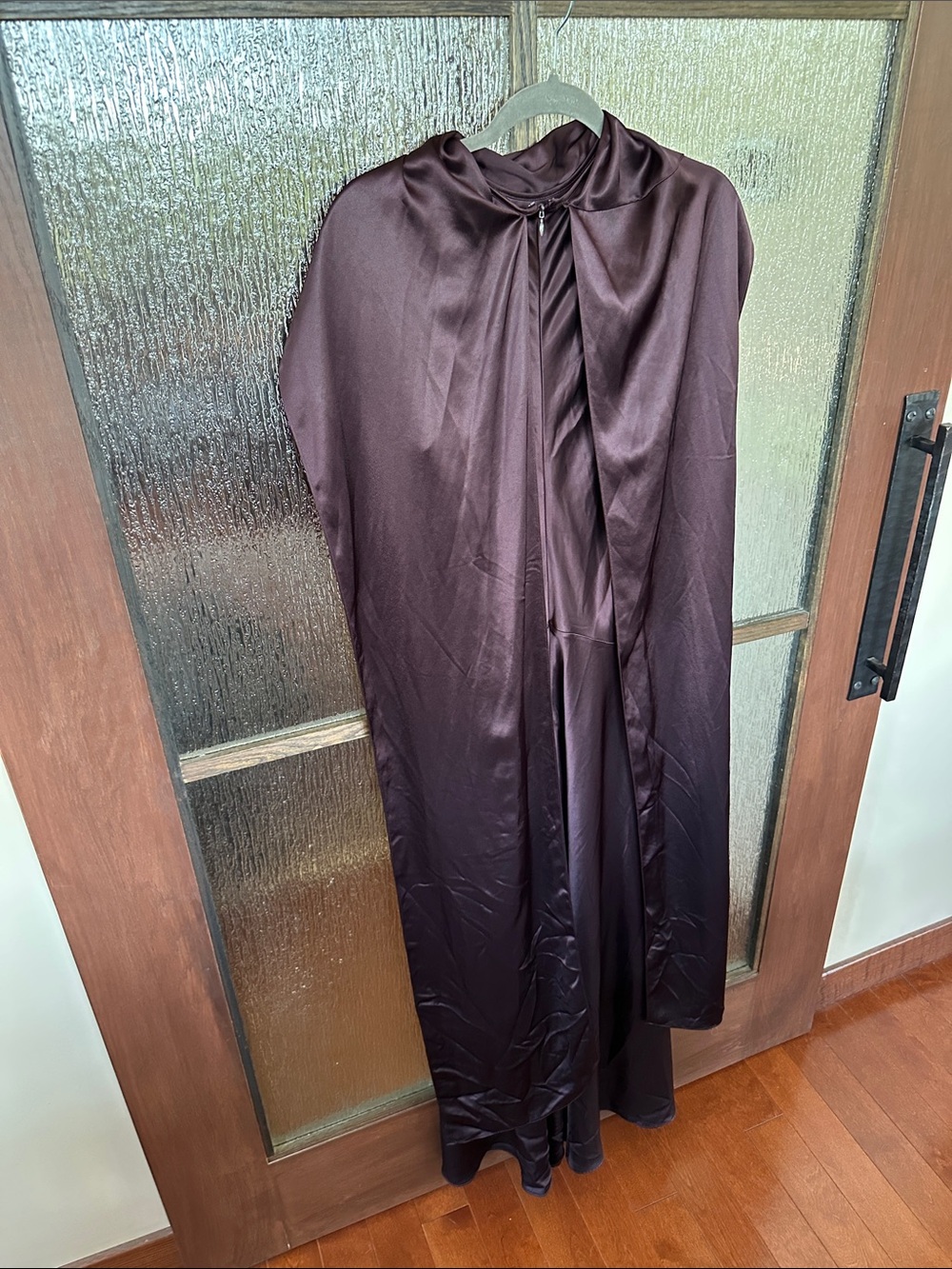 REISS Fae Satin Cape Maxi Dress Elegant Wine Satin Cape Gown size 6. - Picture 11 of 12